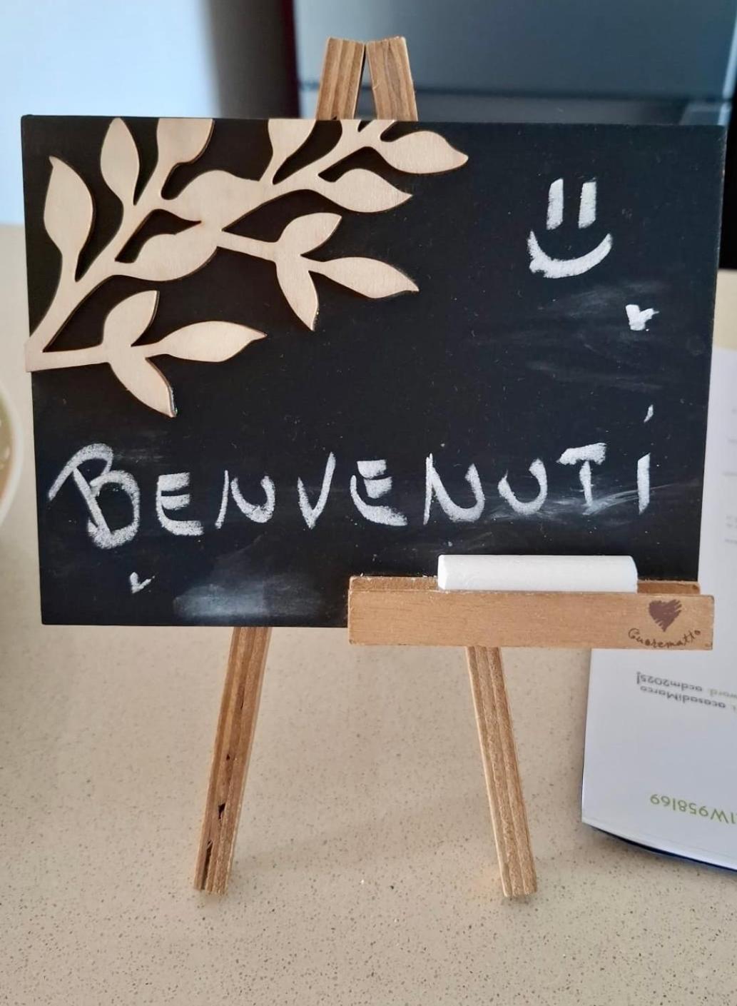 A Casa Di Marco Guesthouse - Apt Di Ciampino E Stazione Per Roma مارينو المظهر الخارجي الصورة
