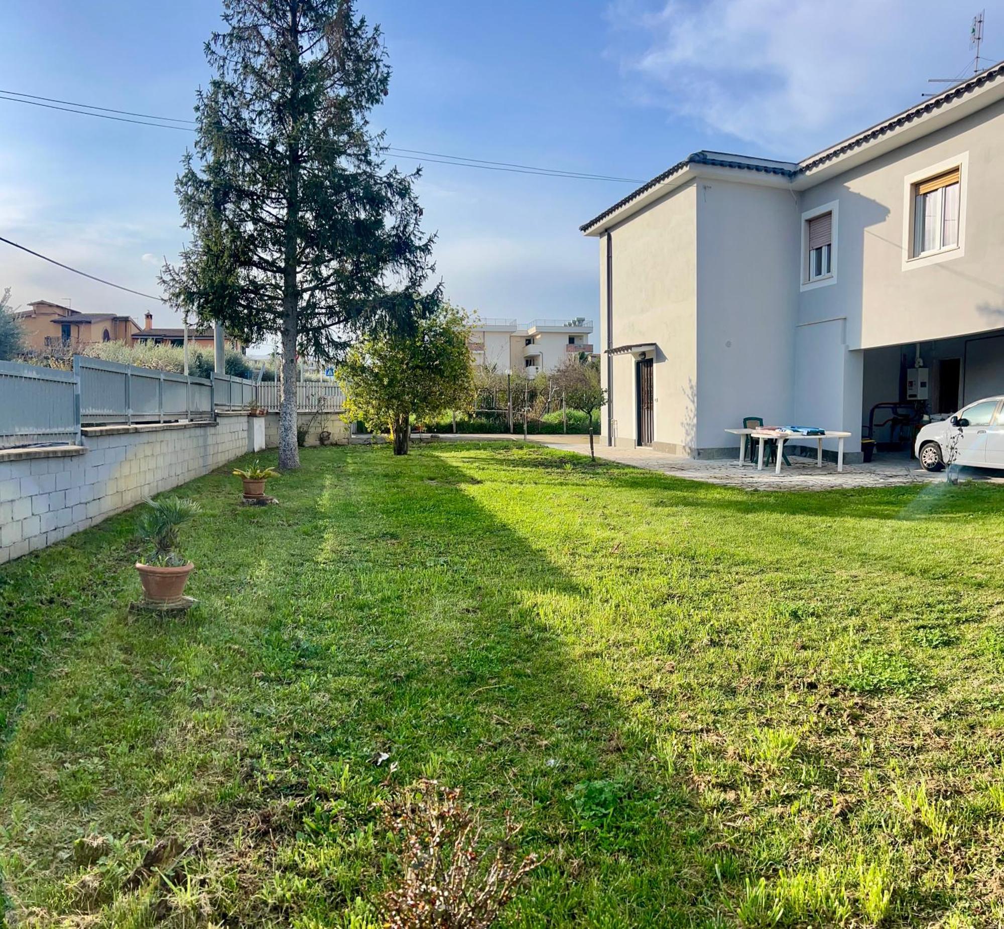A Casa Di Marco Guesthouse - Apt Di Ciampino E Stazione Per Roma مارينو المظهر الخارجي الصورة